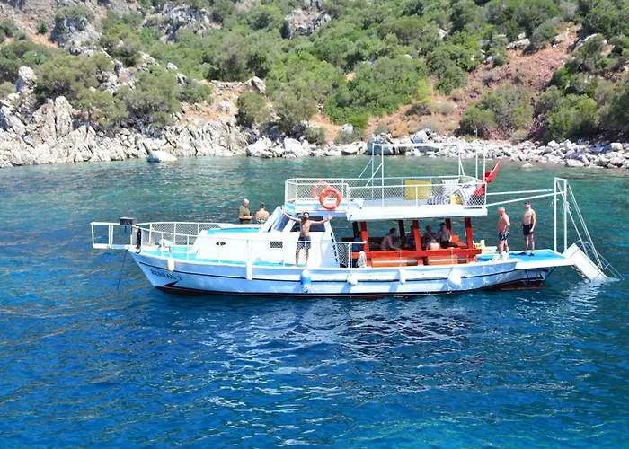 Berrak1 Private Yacht ספינת מלון מרמריס